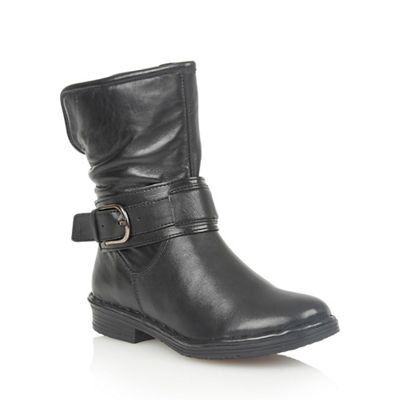 Black leather 'Matterhorn' ankle boots